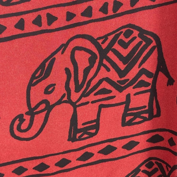 Forever 21 Juniors Size Small Sleeveless Tunic Top Rust Red Black Elephant Print - Picture 6 of 8